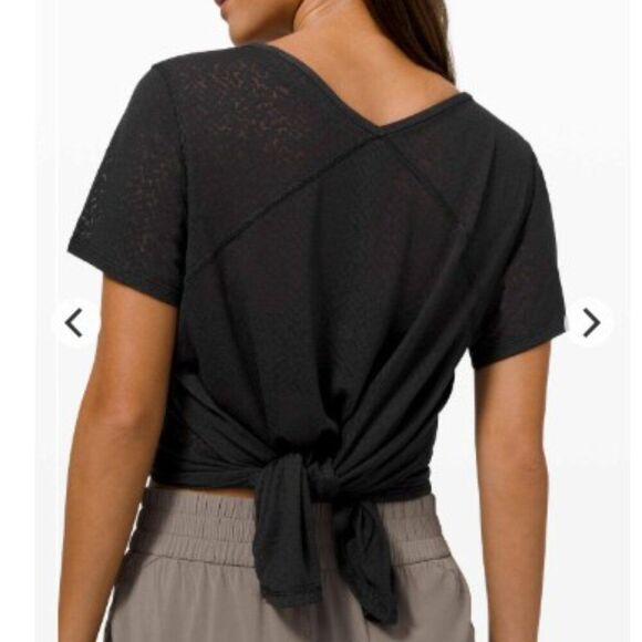 Lululemon Loop Around Tee Short Sleeve Size 4 Black Lightweight Sheer NWT - Picture 1 of 10